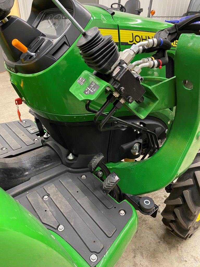 John Deere 3025E/3032E/3038E MY23 (JD3EMY23-01)
