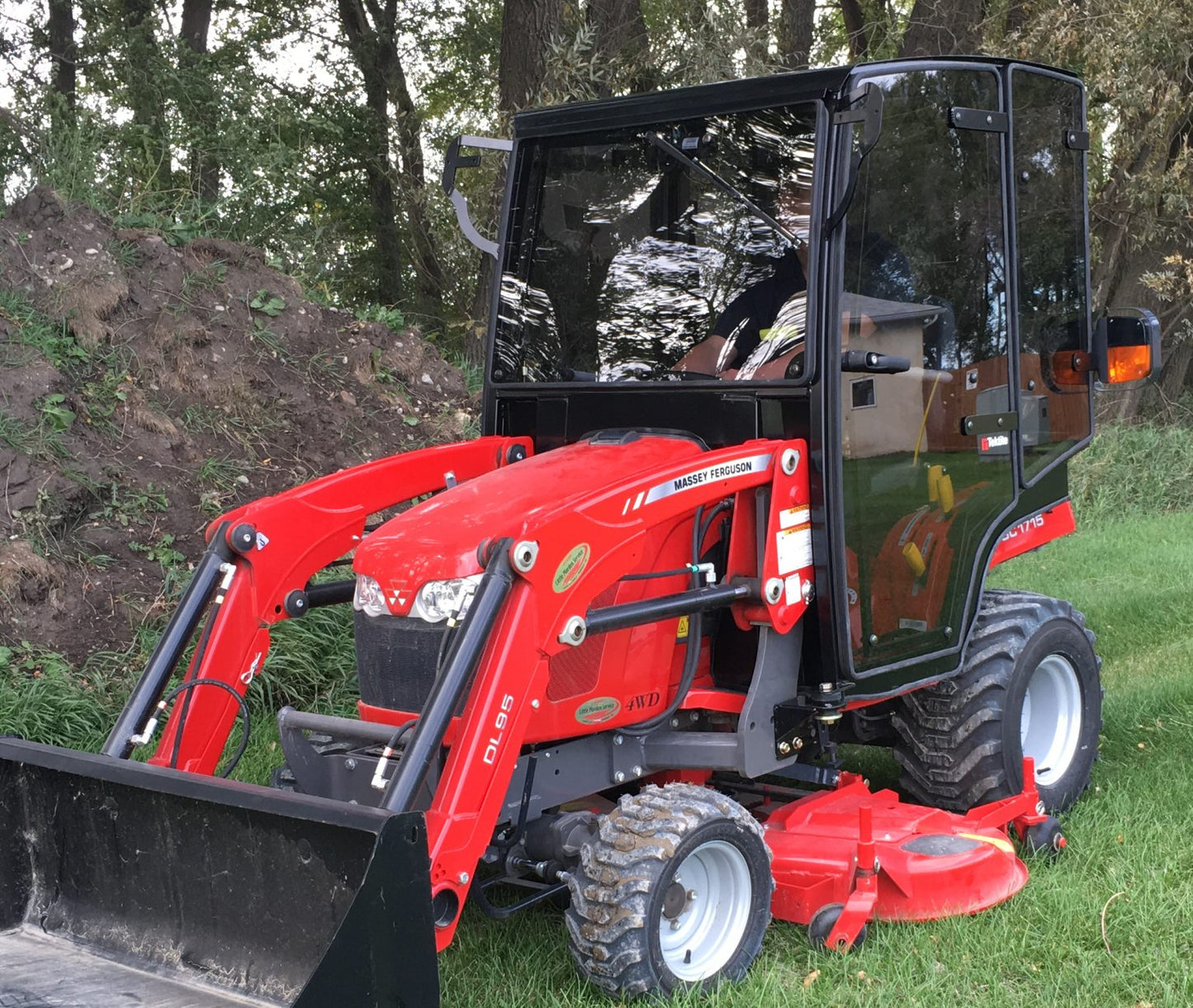 Massey Ferguson GC1705/GC1715 (MFGC1715-01)
