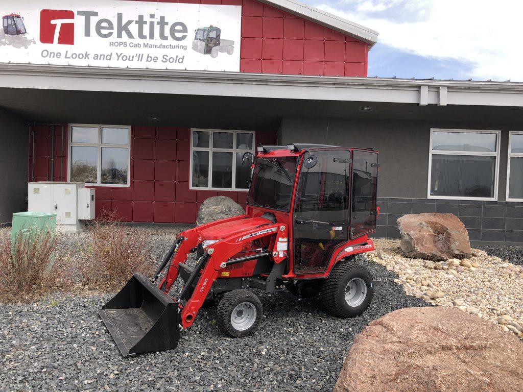 Massey Ferguson GC1723E/GC1725M CAB (MFGC1723-01)