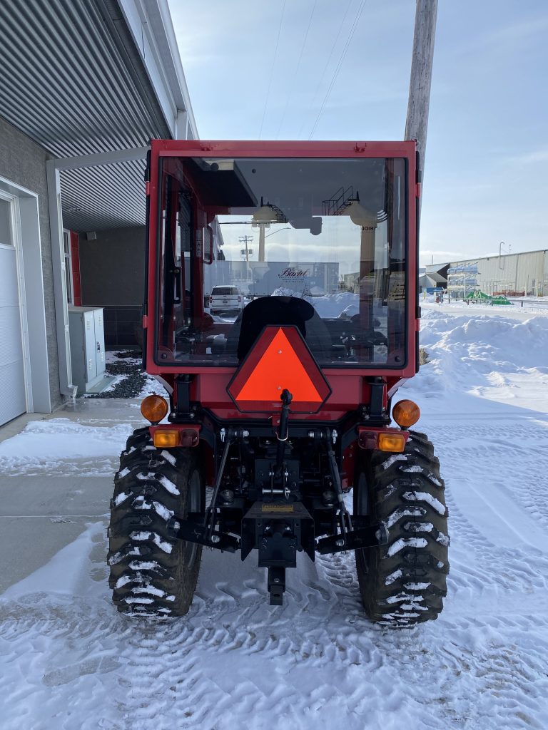 Mahindra Max 26 (Max26-01)
