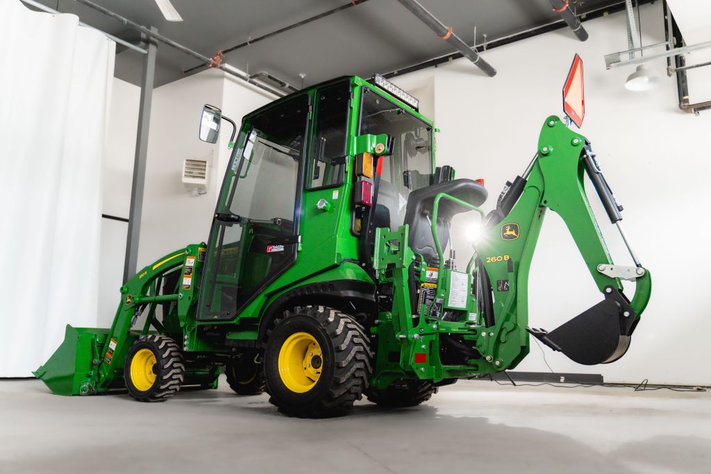 John Deere 1023E TLB (JD1023-003)