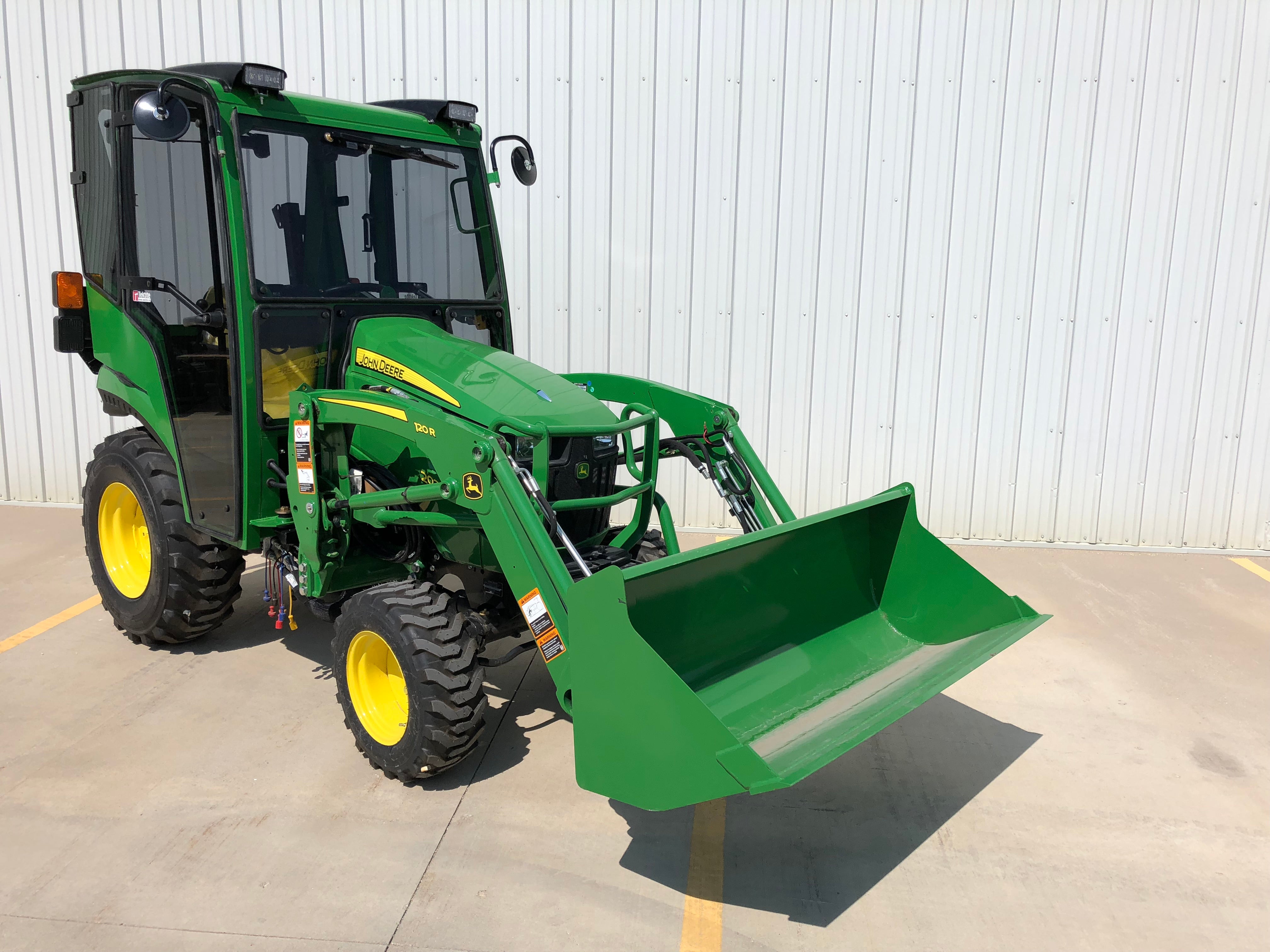 John Deere 2025R MY18 and newer TLB (JD2000R-015) – Tektite