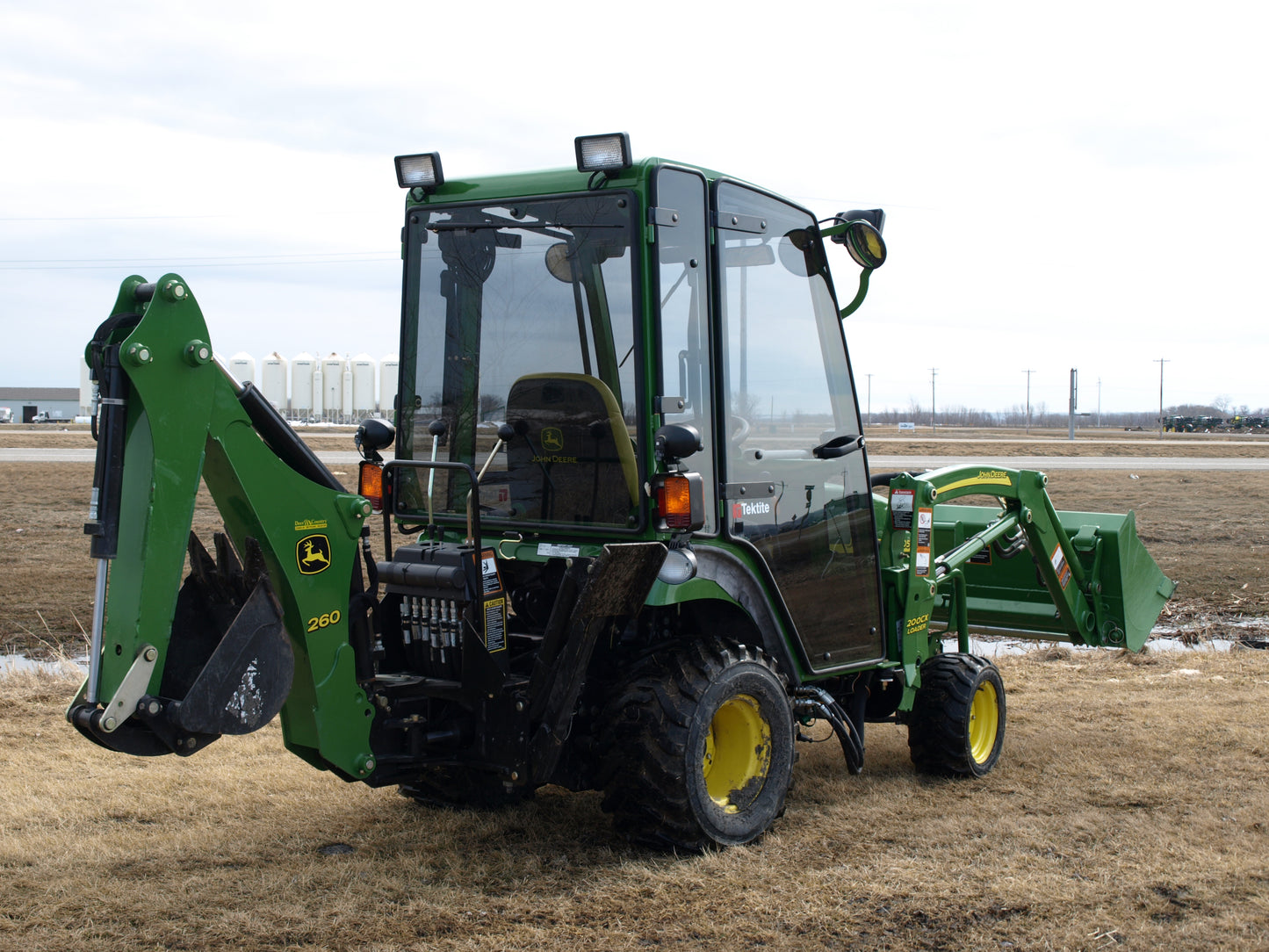 John Deere 2305 (JD2305-001)