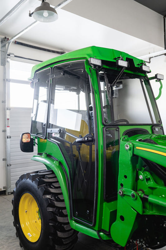 John Deere 3033R/3039R/3046R (JD3046R-001)