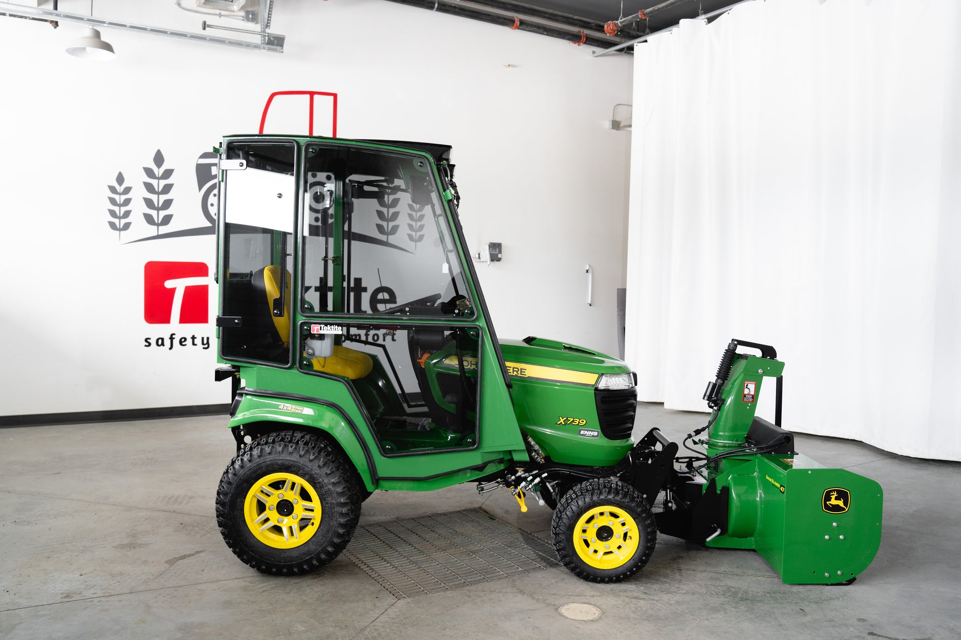 John Deere X700 Signature Diesel (JDx730-20) – Tektite Manufacturing